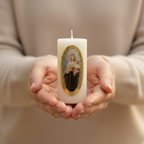 Velas Religiosas Virgen del Carmen · 8x3.5cm · Pack 12 piezas