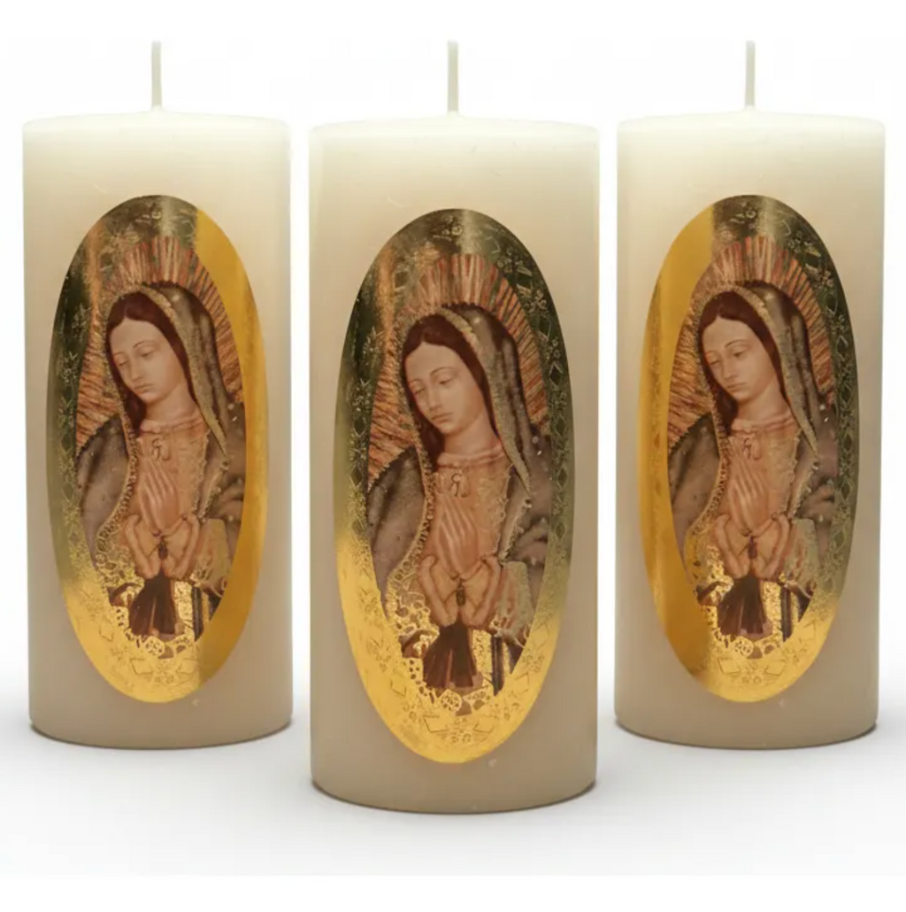 Velas Religiosas Virgen de Guadalupe · 8x3.5cm · Pack 12 piezas